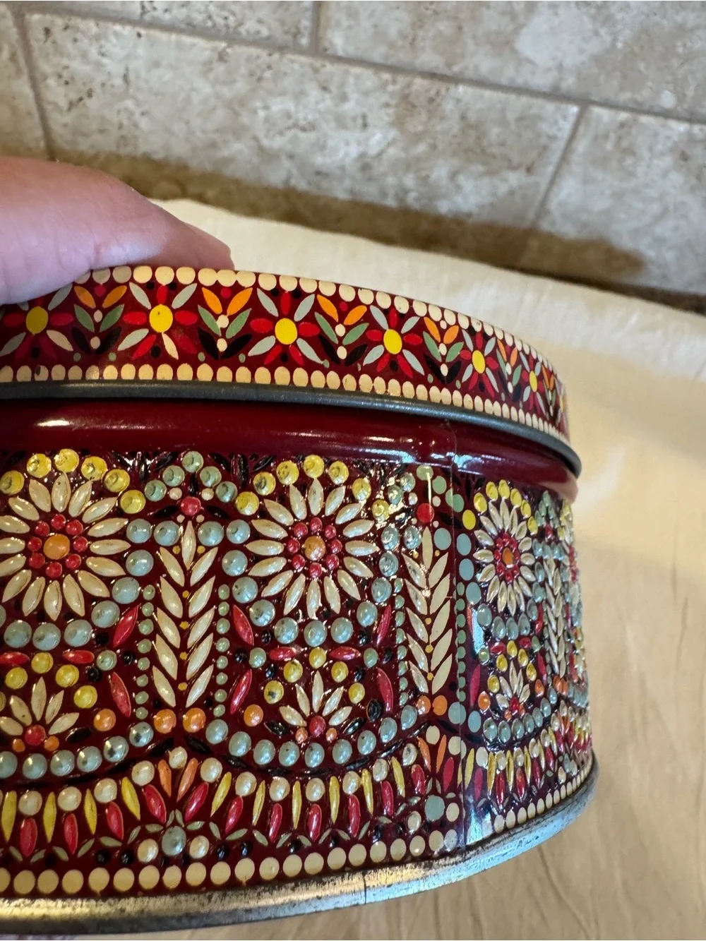 Vintage Daher Holland Round Floral Tin Embossed Metal Biscuit Cookie Storage Box